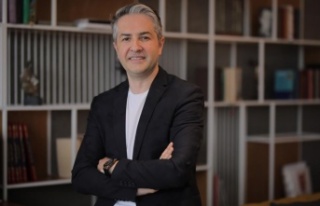 Plastik Cerrahi Uzmanı Oğuzhan Aydoğdu: ''Göz...