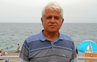 Prof. Dr. Gökoğlu’ndan sahile kadar gelen deniz...