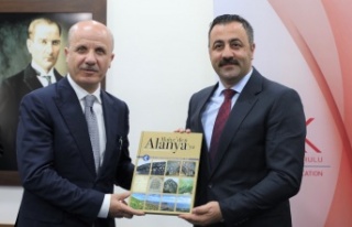 Rektör Kalan Isparta'da YÖK Başkanı ile görüştü