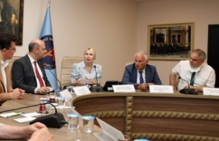 Rektör Özkan: Antalya Teknokentini tarım ve yazılım...