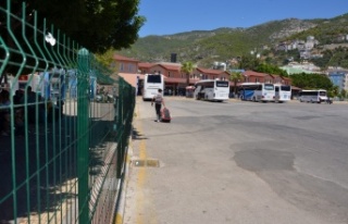 Alanya Otogarı'na tel çit ile güvenlik çemberi...