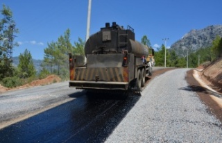 Alanya Yalçı ve Gümüşkavak yolları asfaltlandı