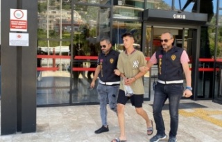 Alanya’da 10 yıl hapis cezasıyla aranan şüpheli...