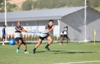 Alanyaspor’un Kayseri kampı başladı