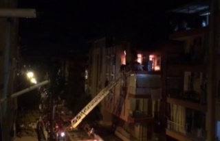 Alevlere teslim olan evde 2 çocuk mahsur kaldı