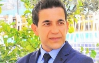 Eleştirmek başka bir şey ama eleştirirken eleştirilecek...