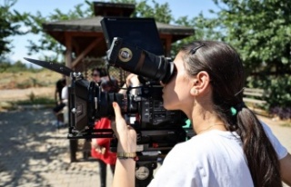 “Kadının Gözüyle Sinemanın Gücüyle” sloganı...