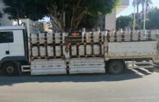 Kamyon dolusu 10 bin litre sahte içki ele geçirildi