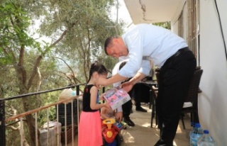 Kaymakam Ürkmezer’den bayram öncesi ailelere ziyaret