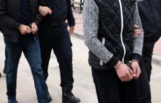 Manavgat’ta eş zamanlı uyuşturucu operasyonu