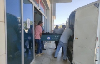 Satıp otomobil almayı düşündüğü motosikletle...