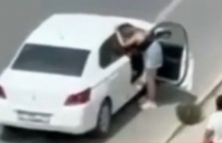 Alanya'da kadınlardan otostoplu hırsızlık