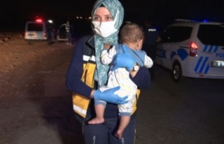 Antalya'da aşı kartıyla birlikte evin kapısına...