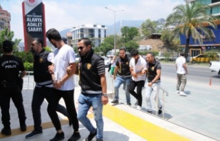 Arkadaşlık siteleri üzerinden gelen adisyon tuzağına...