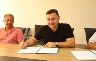 Başkan Yücel'den Mahmutlar'a sağlık...