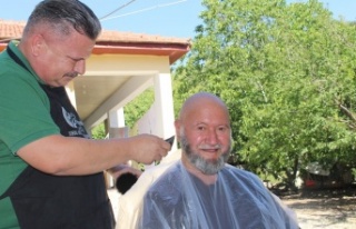 Büyükşehir Mobil Kuaför Tırı yaylalarda 