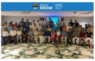 Erdem ekibiyle buluştu