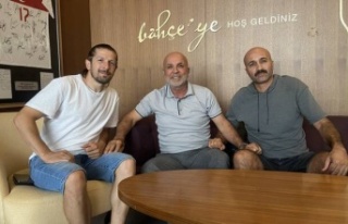 Eski futbolcular Başkan Çavuşoğlu'nu ziyaret...