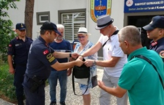 Eski milli voleybolcu Rus çifte, fırının önünde...