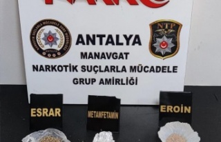 Manavgat'ta uyuşturucu ticaretine 2 tutuklama