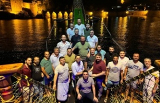 MÜSİAD üyeleri tekne turunda buluştu