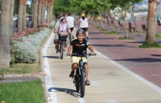 Sahil Bandı Düzenleme Projesi’nin doğu etabı...