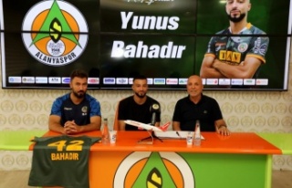 Yunus Bahadır, 3 yıllığına Alanyaspor'da