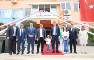 Alanya'da ilk ders zili çaldı