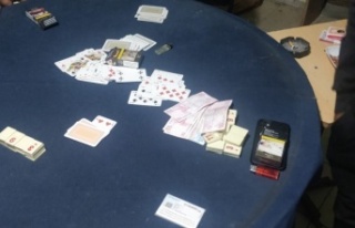 Alanya'da kumar oynayan 6 kişiye jandarmadan...