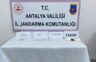 Alanya’da jandarmanın durdurduğu araçta uyuşturucu...