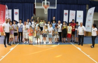 Alanya’da Zafer Bayramı turnuvası yapıldı