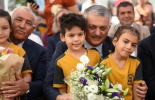 Antalya'da 485 bin öğrenci, 35 bin öğretmen...