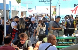 Antalya’da ‘Food Fest’ alanına yoğun ilgi