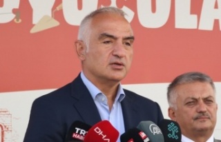 Bakan Ersoy, Türkiye’nin turizmdeki kişi başı...