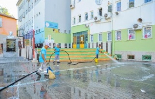 Başkan Yücel'in eğitime desteği sürüyor