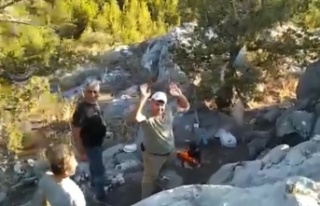 Çay demleyerek kazı yapmışlar