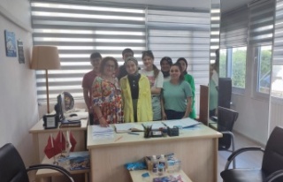 DEMKOD öğrencilere destek oluyor