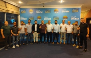 Erdem, parti ziyaretlerine başladı