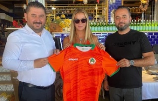 Gömeç'ten İvana Sert'e ziyaret