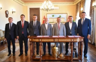 Hayırsever iş adamından Alanya'ya 24 derslik...