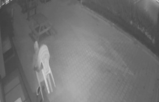 Siteye dadanan hırsız, yönetimi canından bezdirdi