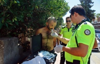 Uyuşturucunun etkisiyle ortalığı birbirine kattı,...