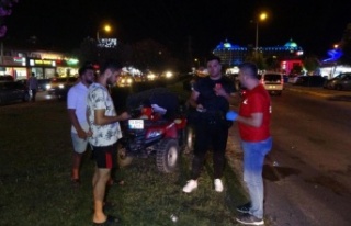 Yoldaki su kaza yaptırdı