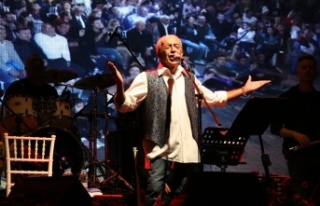 100. yıl festival çoşkusuyla kutlandı