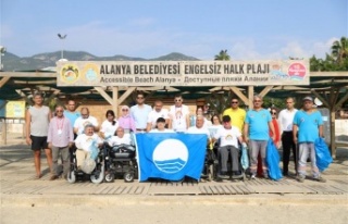 Alanya Belediyesi Engelsiz Halk Plajı'nda anlamlı...