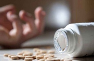 Alanya'da 33 adet hap içerek canına kıymak...