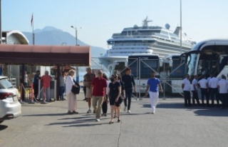 Alanya’da kruvaziyer turizmi sürüyor