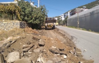 Alanya’nın kırsal yollarında kış hazırlıkları...