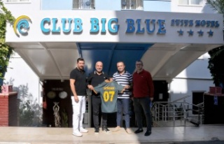 Alanyaspor'dan Club Big Blue Suite Hotel’e...