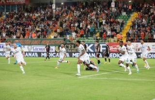 Alanyaspor evinde kazandı